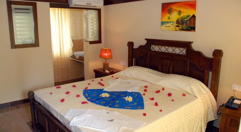 Manisa Hotel Flic-en-Flacq Екстериор снимка
