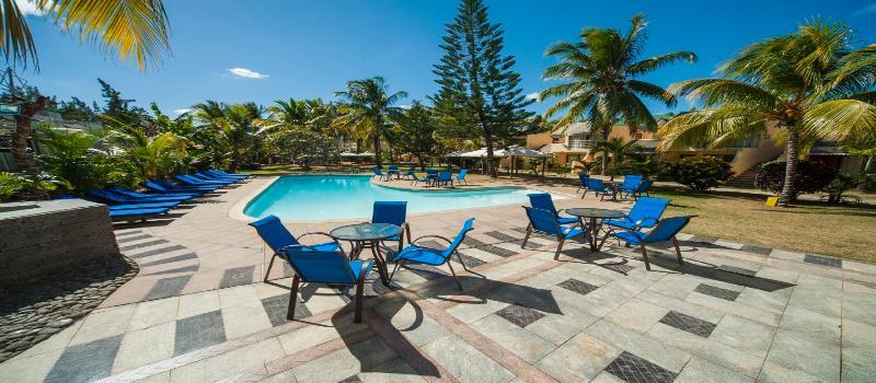 Manisa Hotel Flic-en-Flacq Екстериор снимка