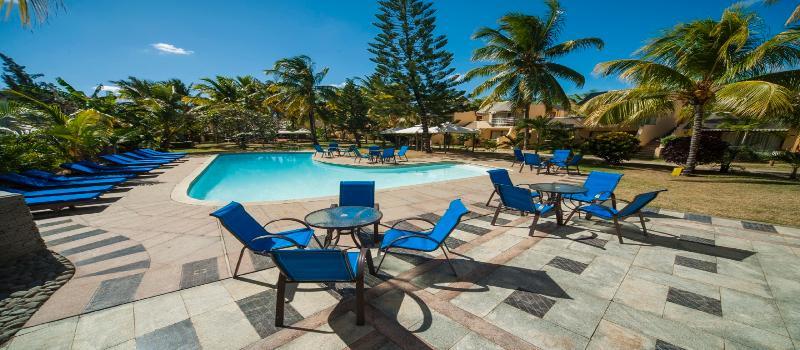 Manisa Hotel Flic-en-Flacq Екстериор снимка